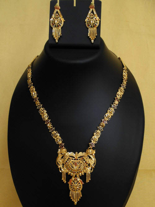 23.5 Carat Gold-Plated Necklace Set 10820