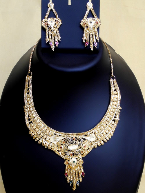 23.5 Carat Gold-Plated Necklace Set 10828