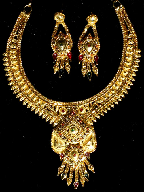 23.5 K Micro Gold Plated Necklace Set 10829