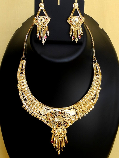 23.5 Carat Gold-Plated Necklace Set 10830